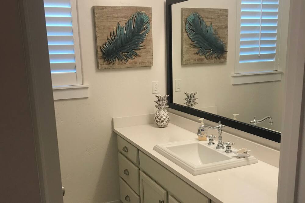 Photo of Bathroom in Eagle
