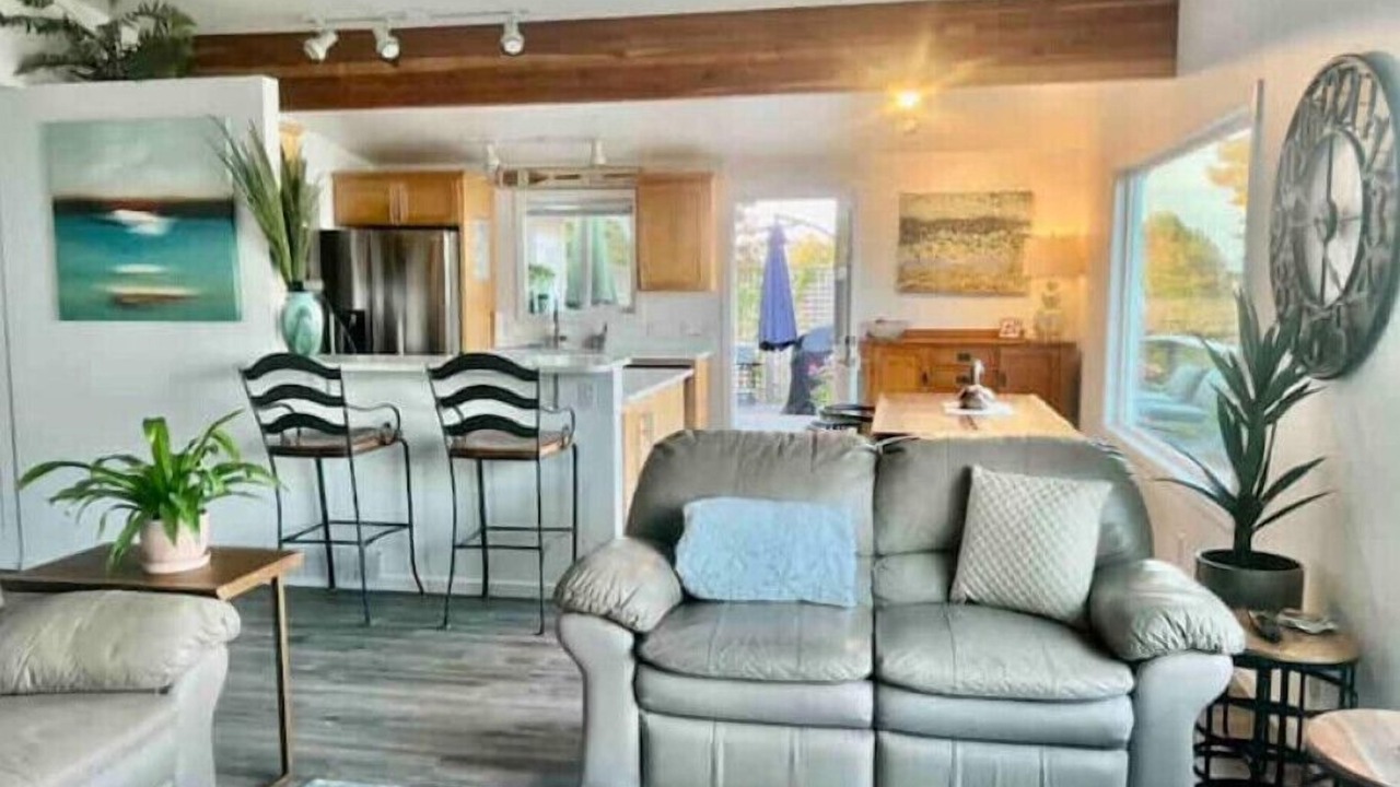 Photo of Livingroom in Clinton