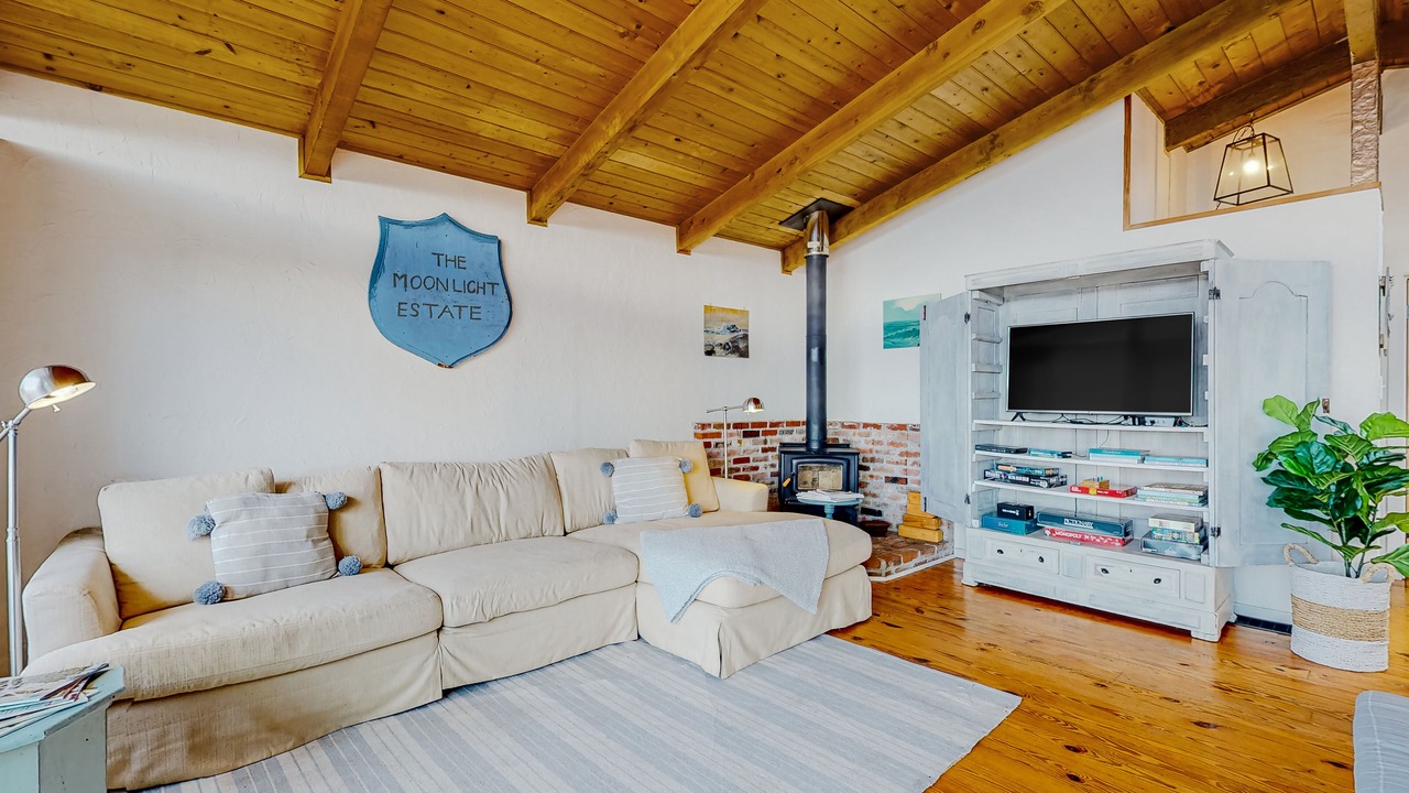 Photo of Livingroom in Coupeville