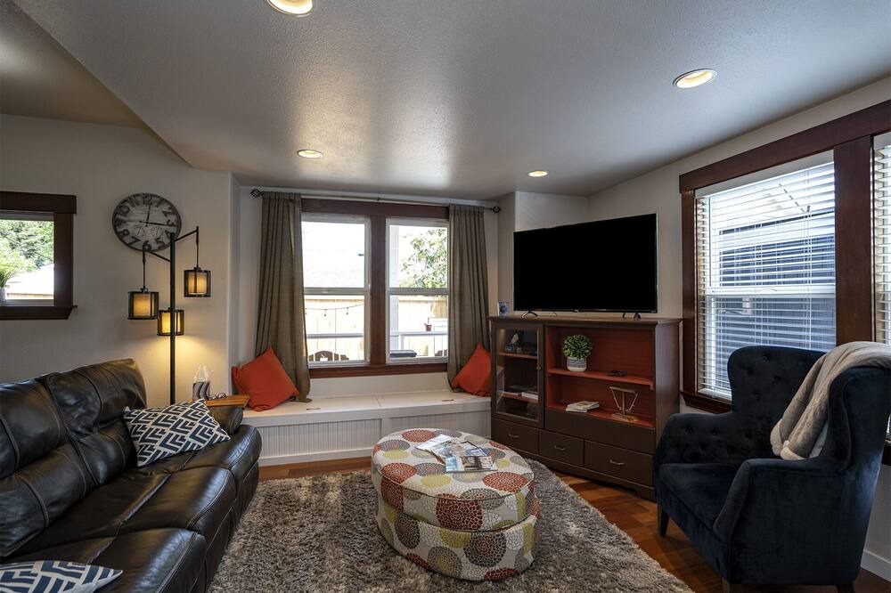 Photo of Livingroom in Old Town