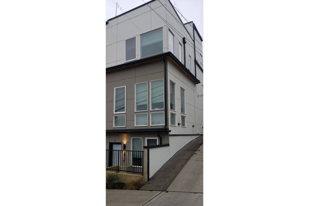 Photo of Outdoor in Southeast Magnolia