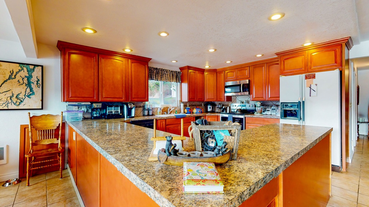Photo of Kitchen in Belfair