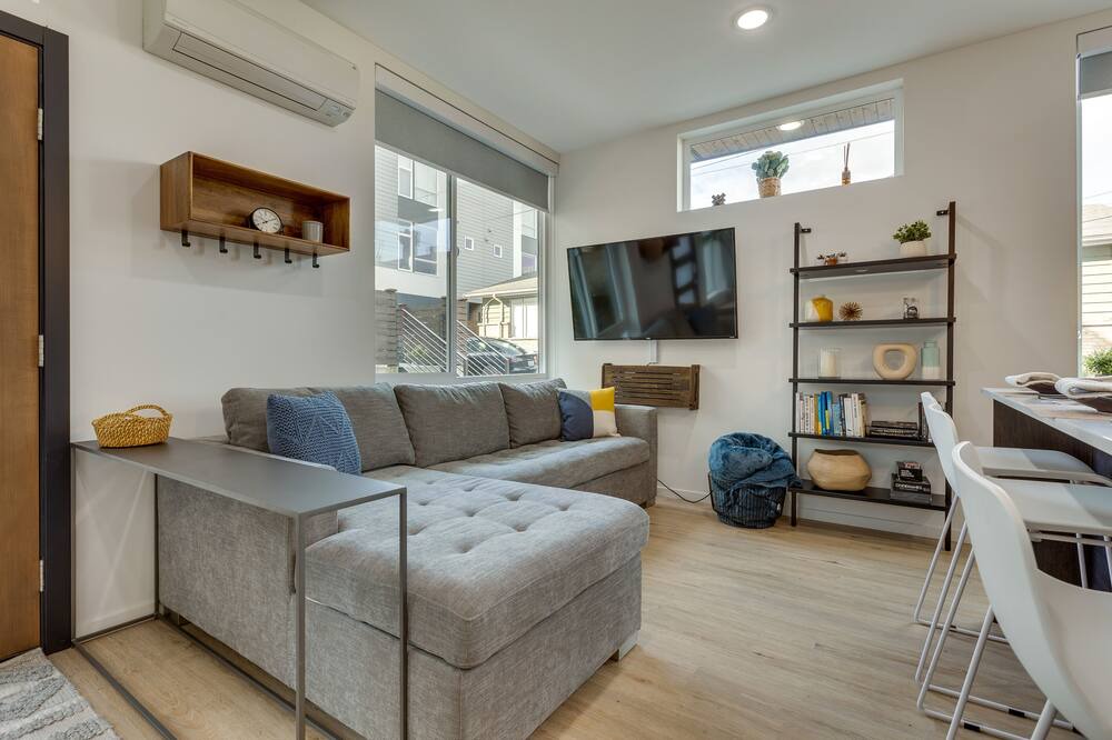 Photo of Bedroom in Greenwood