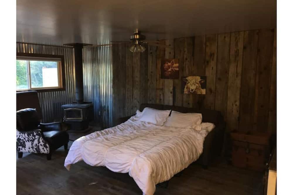 Photo of Bedroom in Days Creek