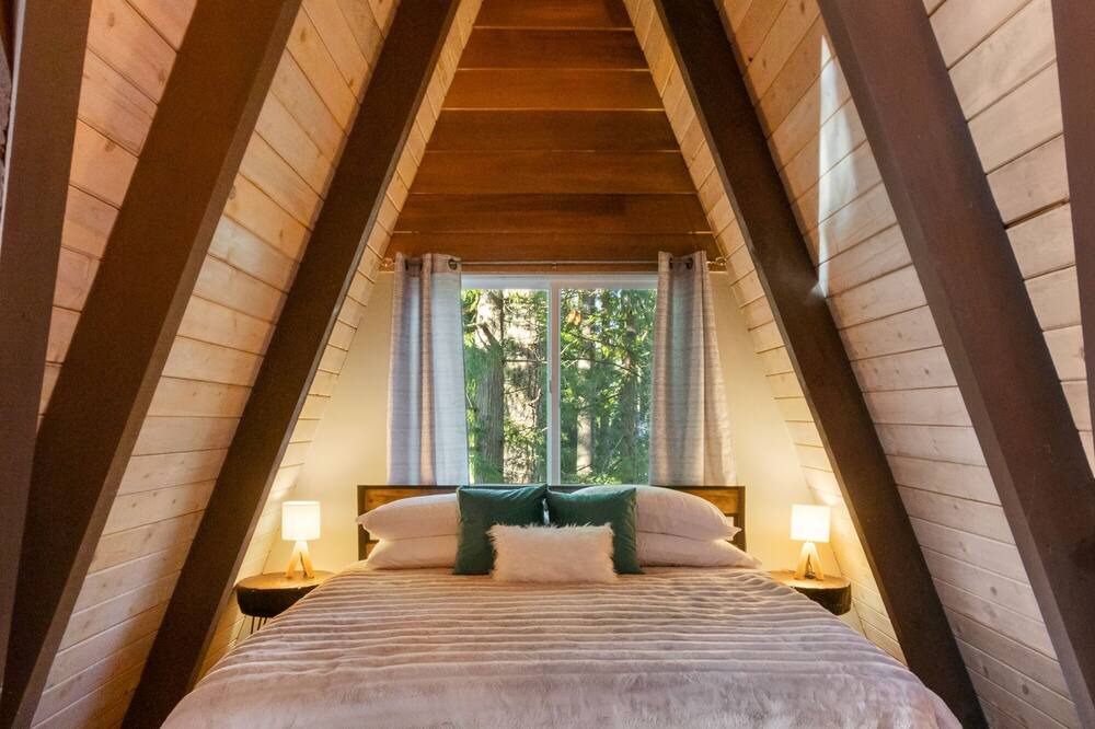 Photo of Bedroom in McKenna