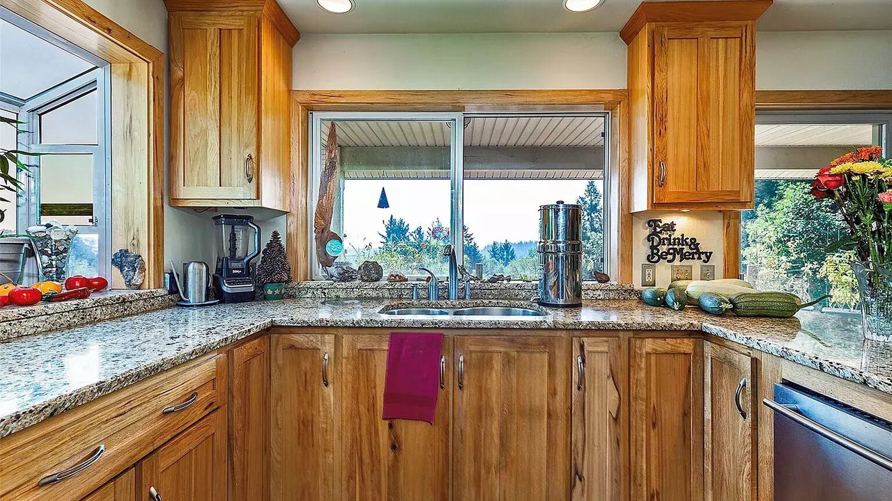 Photo of Kitchen in Anderson Island