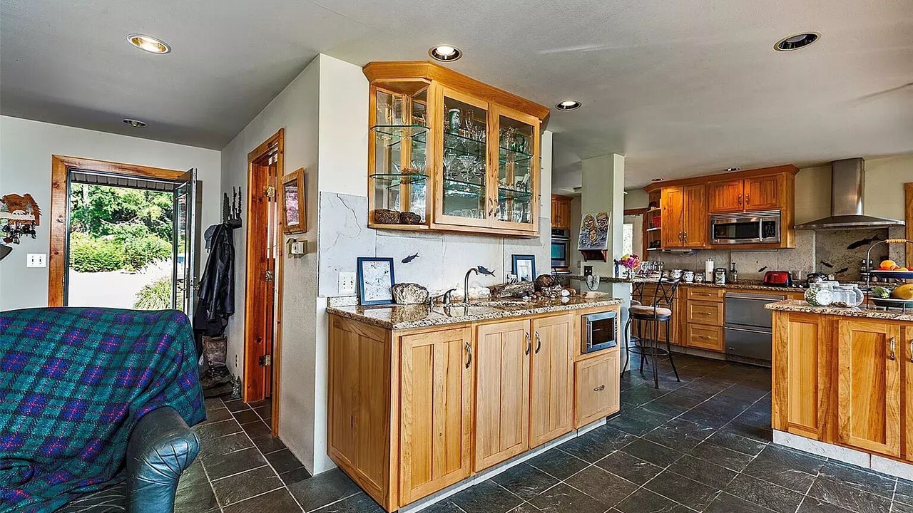 Photo of Kitchen in Anderson Island