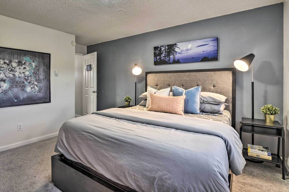 Photo of Bedroom in SeaTac