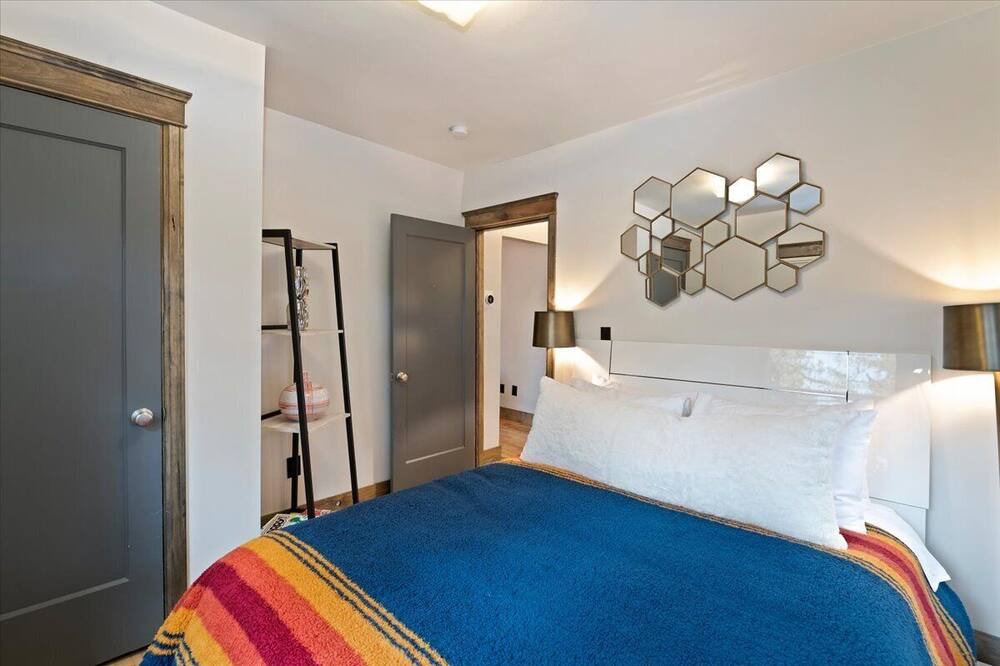Photo of Bedroom in Southeast Boise