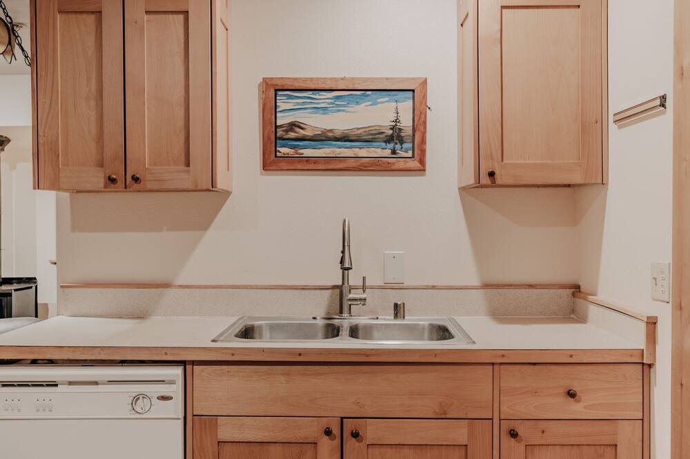 Photo of Kitchen in Cascade West