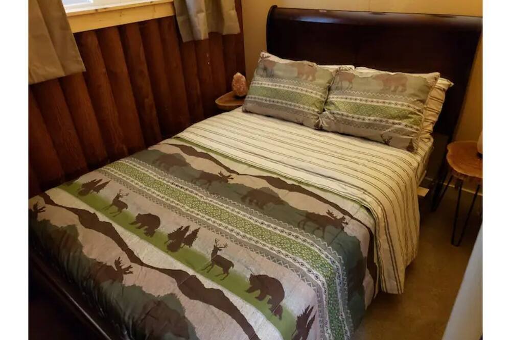 Photo of Bedroom in Port Angeles