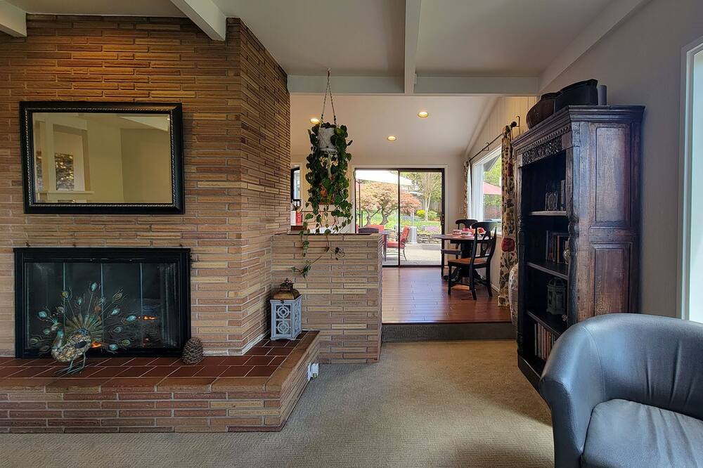 Photo of Bedroom in Grants Pass