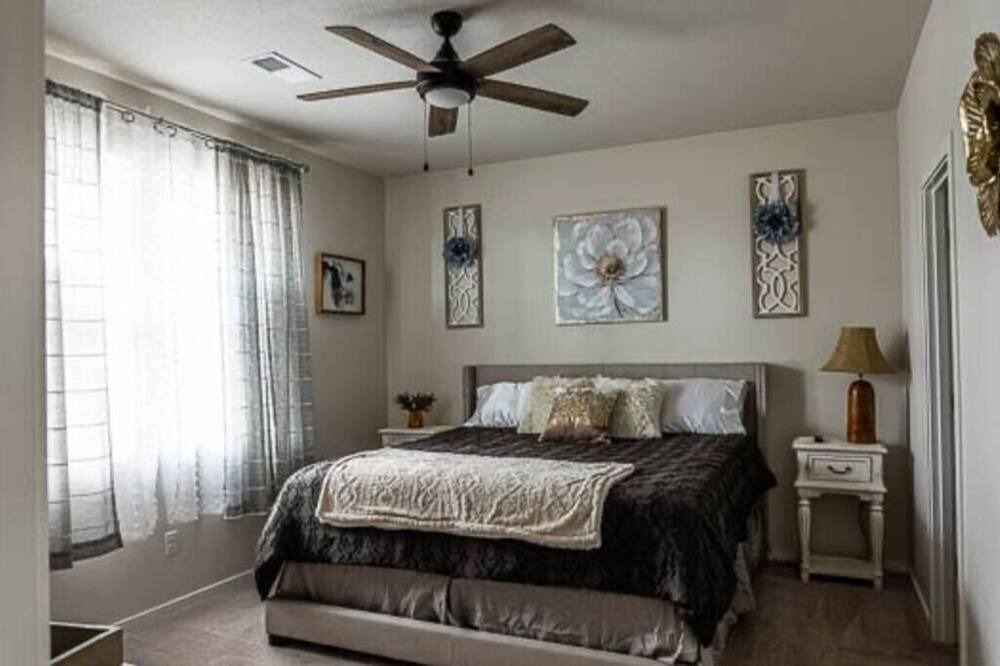 Photo of Bedroom in Redmond