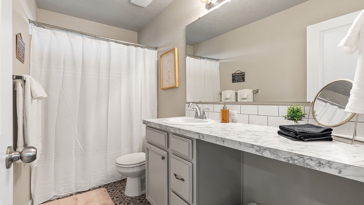 Photo of Bathroom in Southwest Ada County Alliance