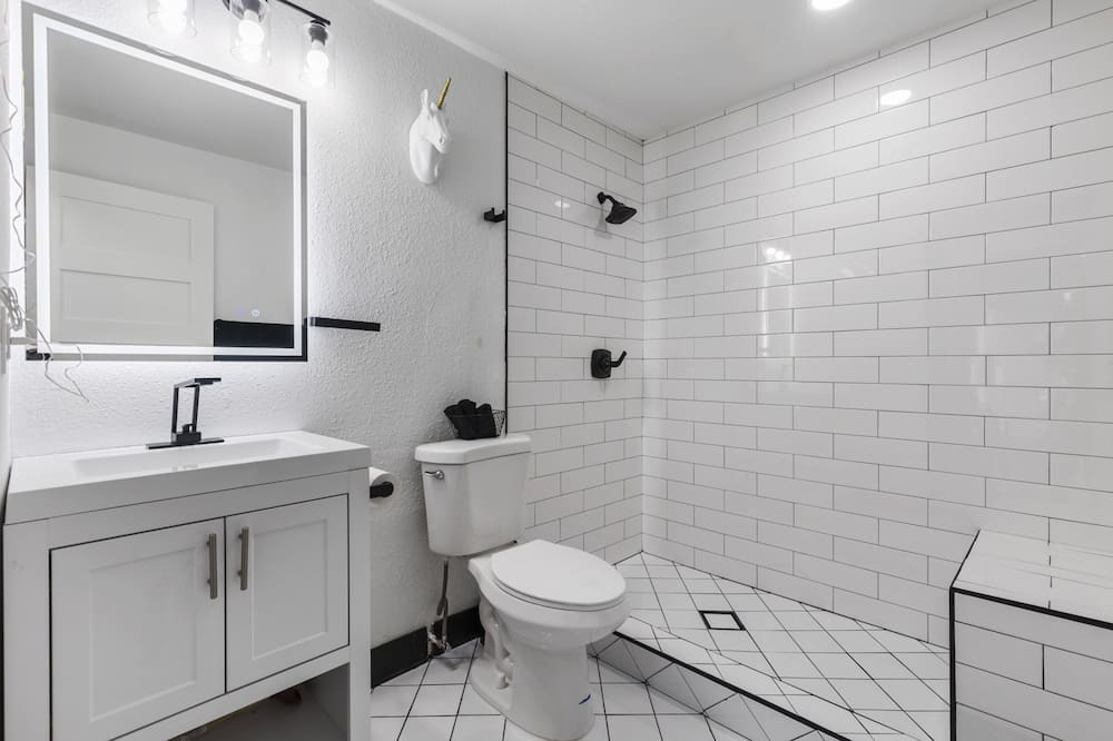 Photo of Bathroom in Waller