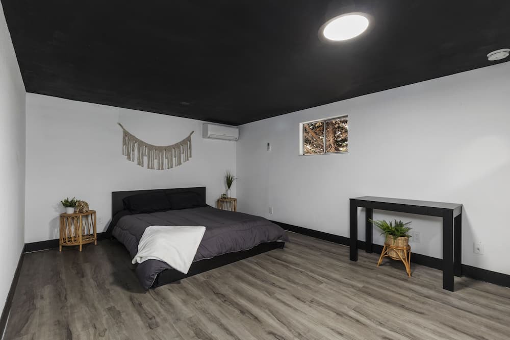Photo of Bedroom in Waller
