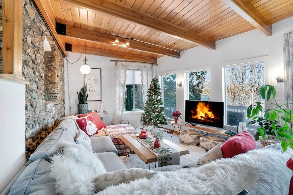 Photo of Livingroom in Newman Lake