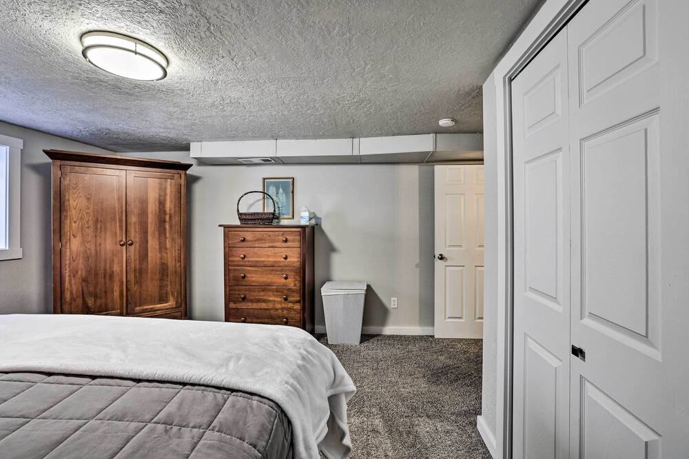 Photo of Bedroom in Caldwell