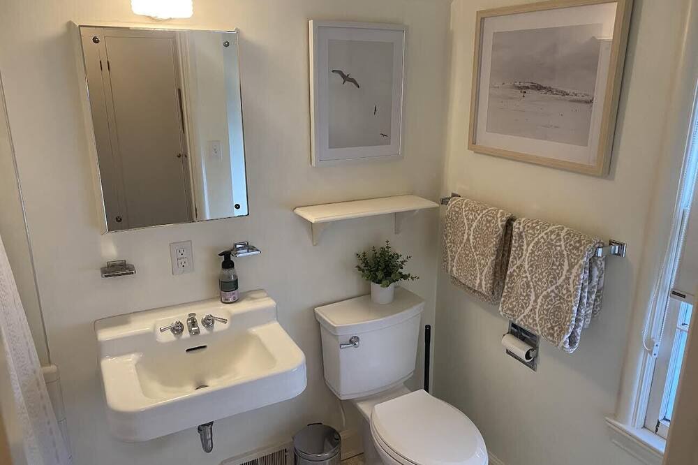 Photo of Bathroom in New Tacoma