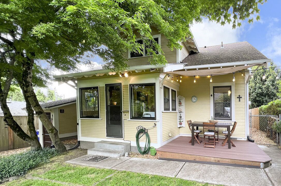 Photo of Outdoor in Woodstock