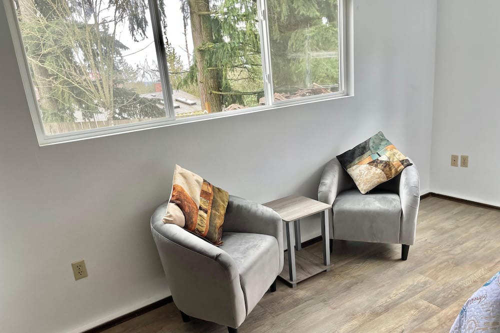 Photo of Bedroom in Lake Forest Park
