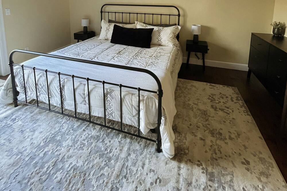 Photo of Bedroom in Westbrook Meadows