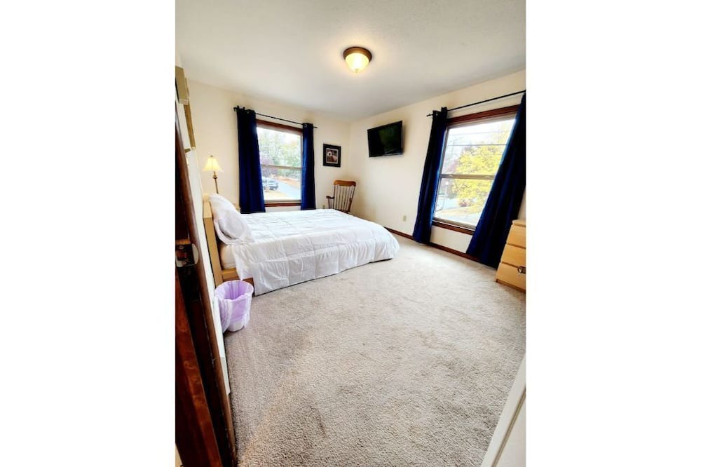 Photo of Bedroom in North End
