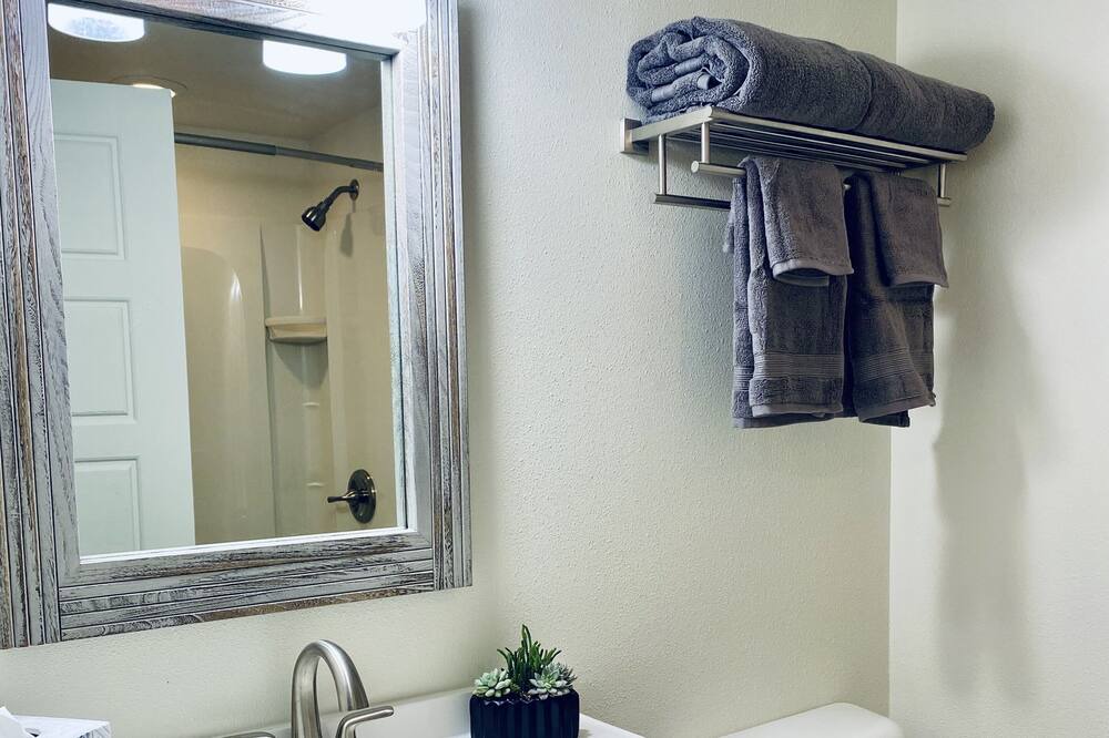 Photo of Bathroom in Clinton