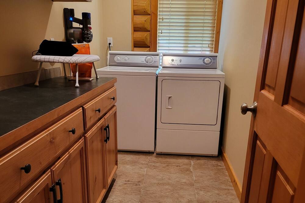 Photo of Bedroom in East Lake Hills