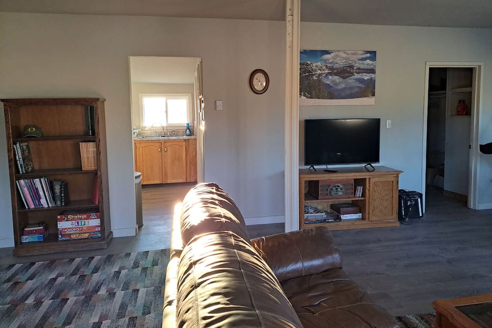 Photo of Livingroom in Chiloquin