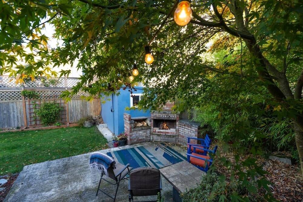 Photo of Outdoor in Greenwood