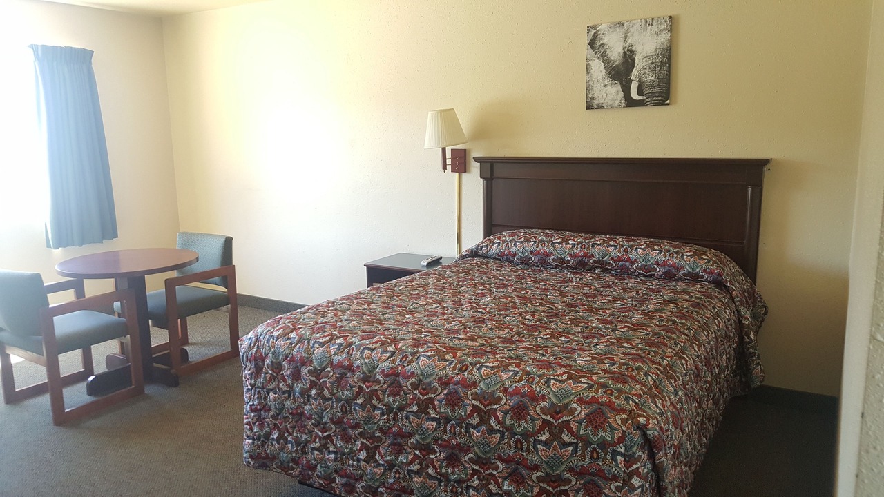 Photo of Bedroom in Roseburg