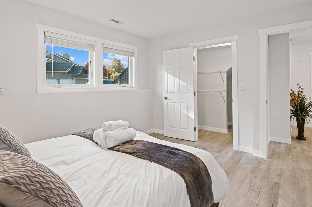 Photo of Bedroom in Bothell