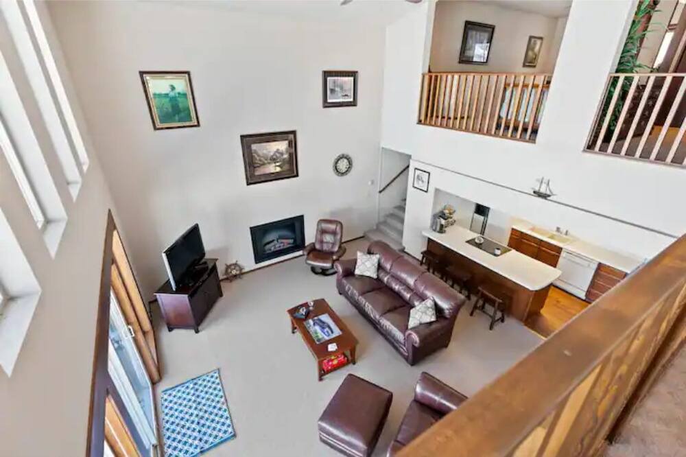 Photo of Bedroom in Diamond Lake