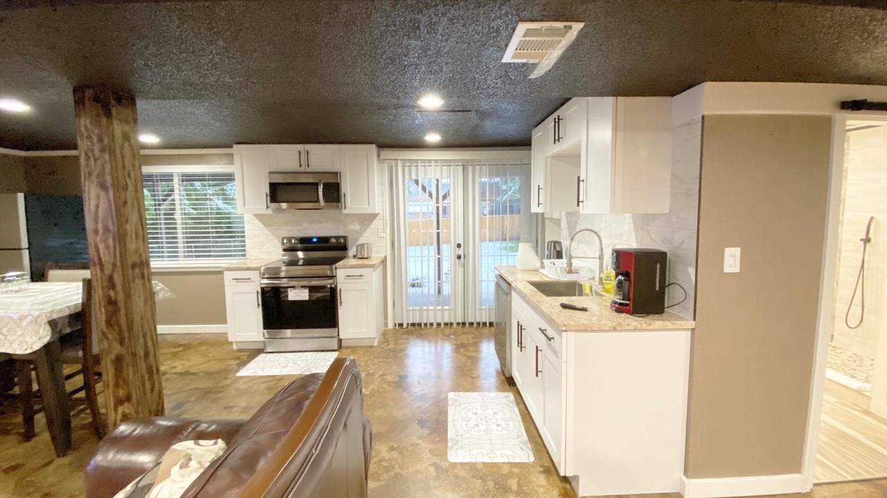 Photo of Kitchen in Parkland