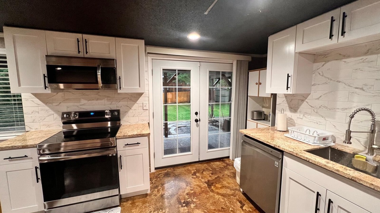 Photo of Kitchen in Parkland