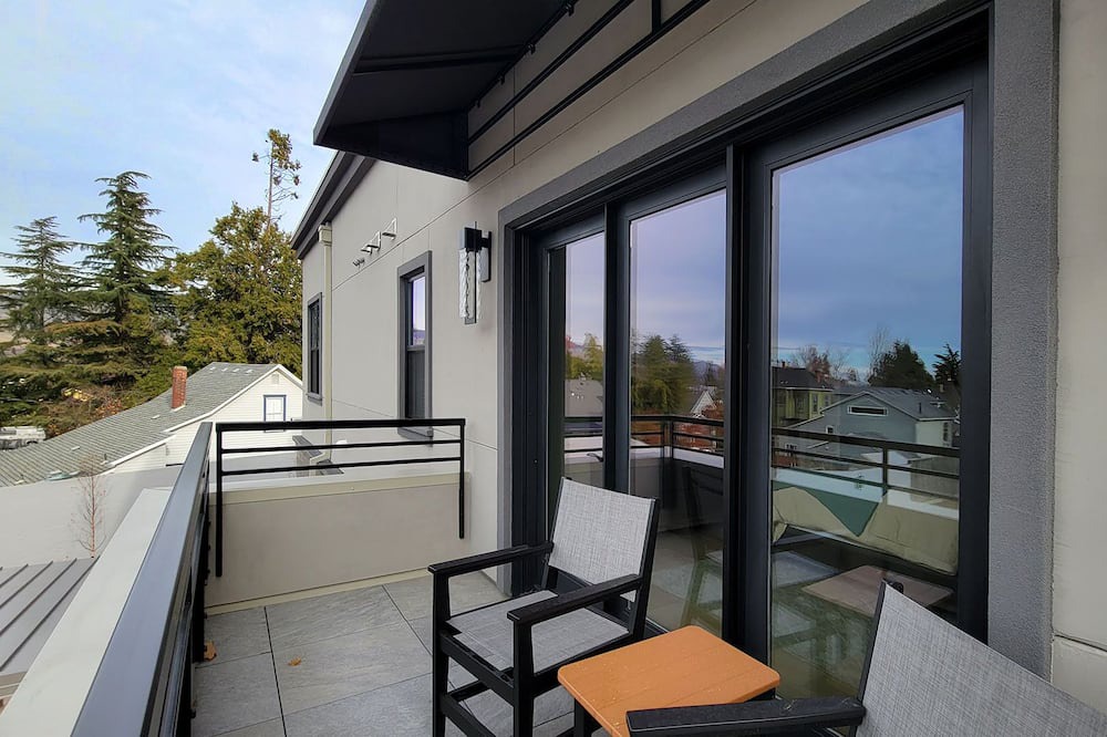 Photo of Patio Balcony in Historic Railroad District