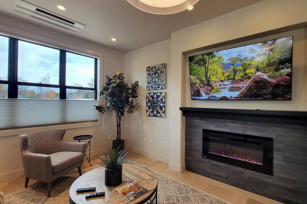 Photo of Livingroom in Historic Railroad District