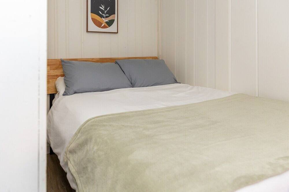 Photo of Bedroom in Mount Vernon