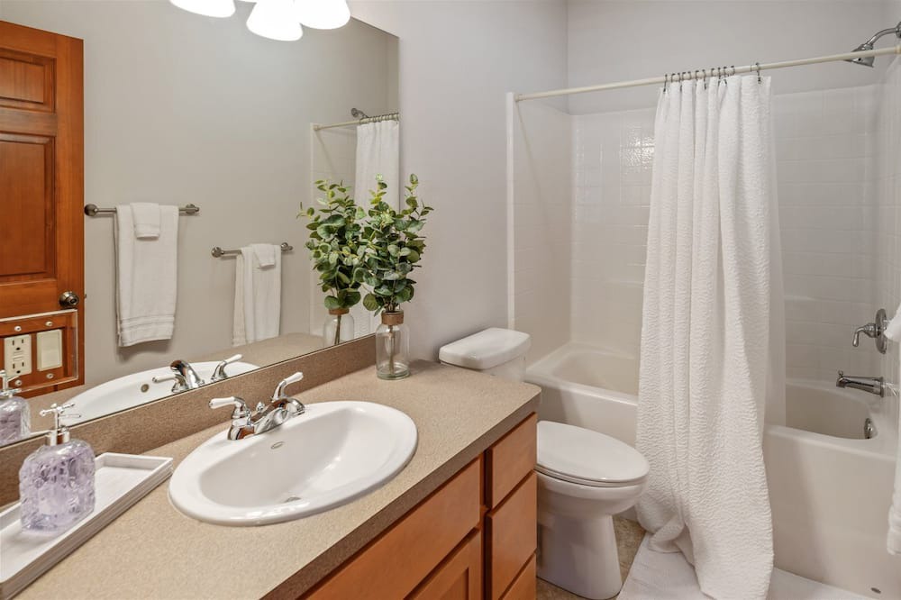 Photo of Bathroom in Sagle