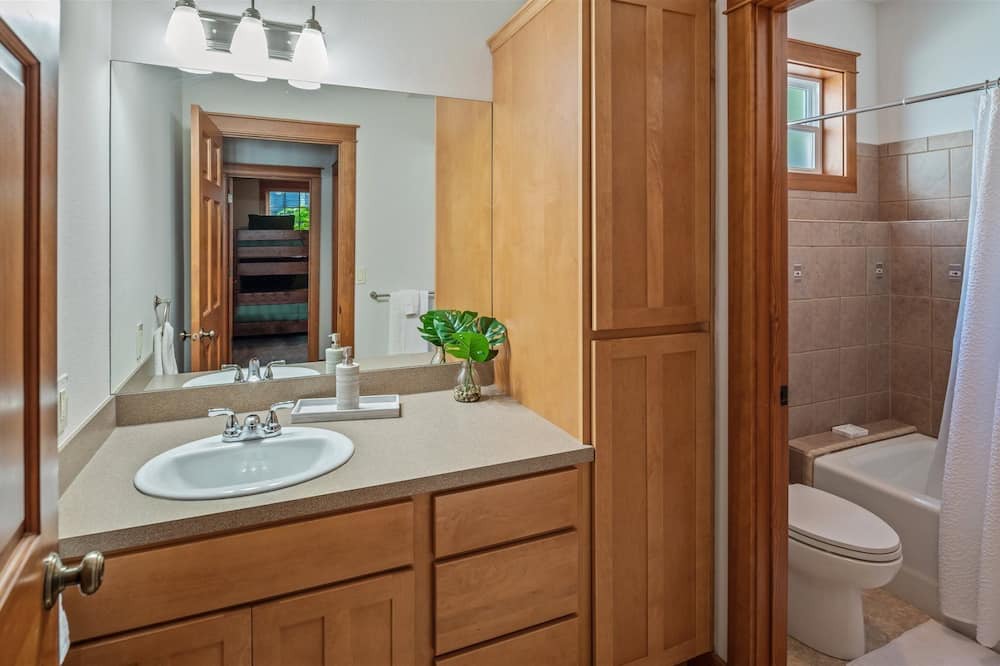 Photo of Bathroom in Sagle