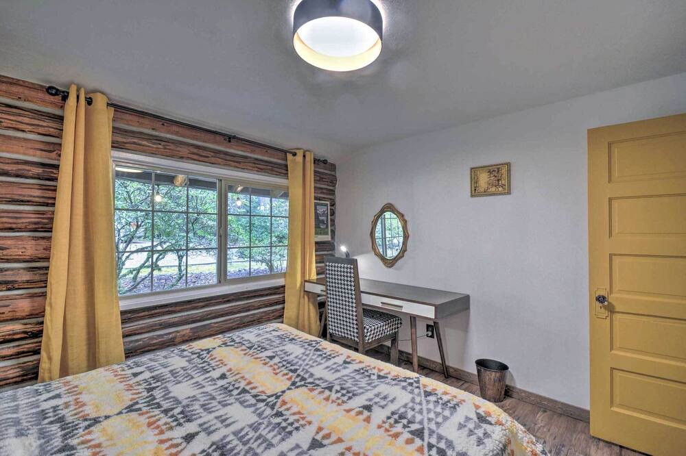 Photo of Bedroom in Silverdale