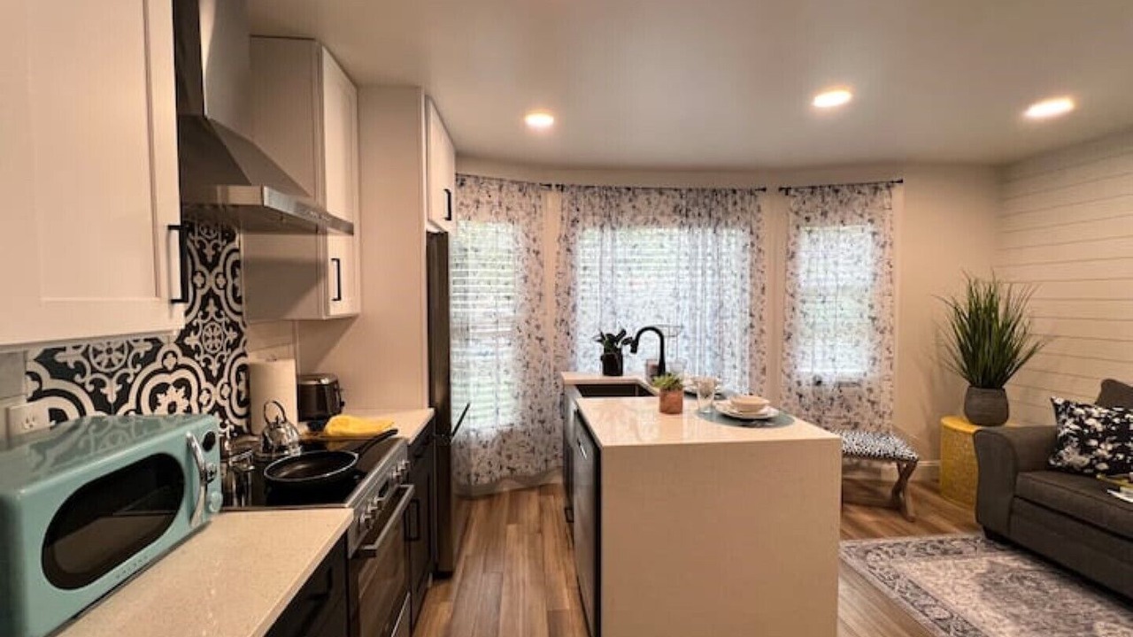 Photo of Kitchen in Cliff - Cannon