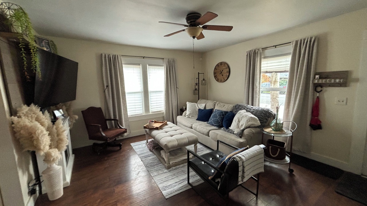 Photo of Livingroom in Sumner