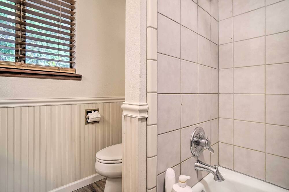 Photo of Bathroom in Grants Pass