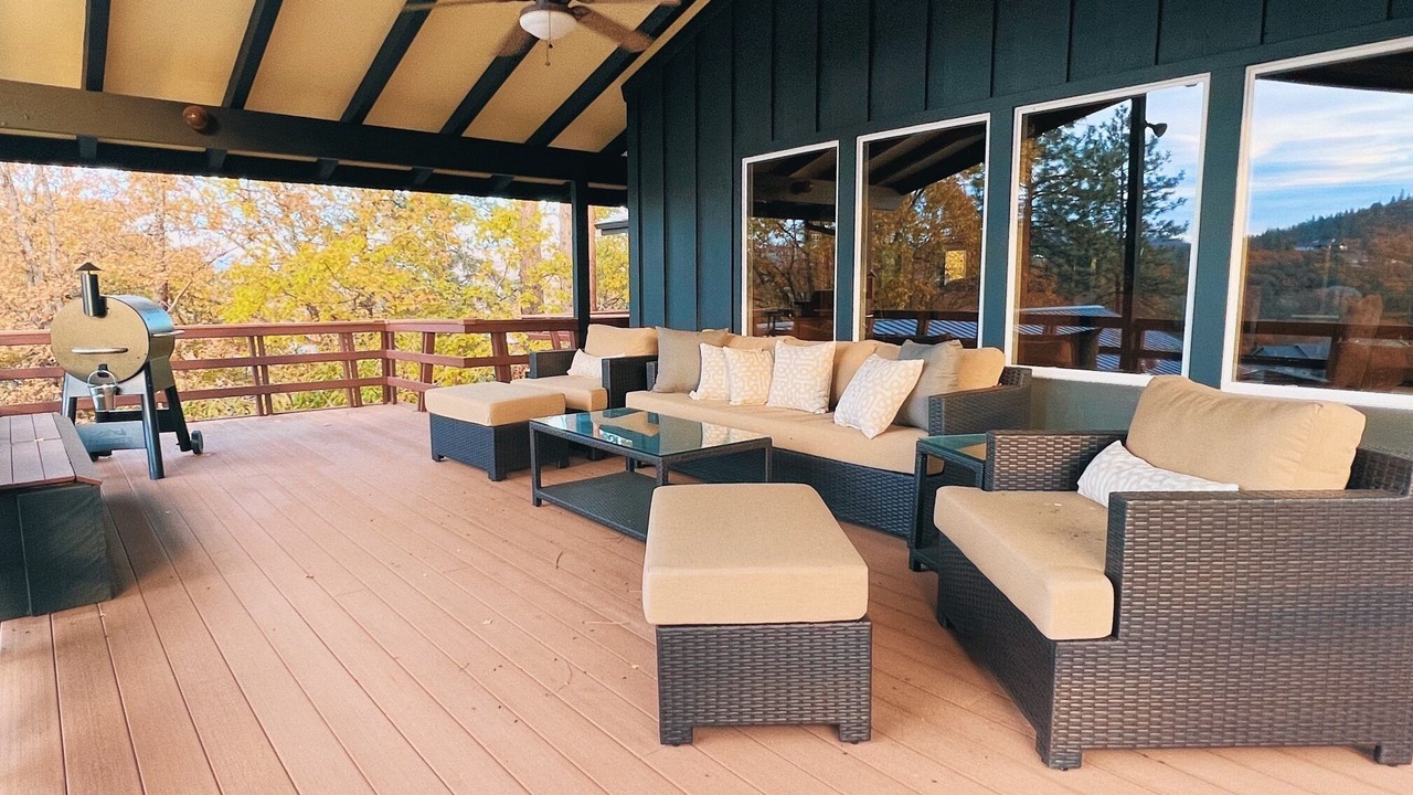 Photo of Patio Balcony in Eagle Point