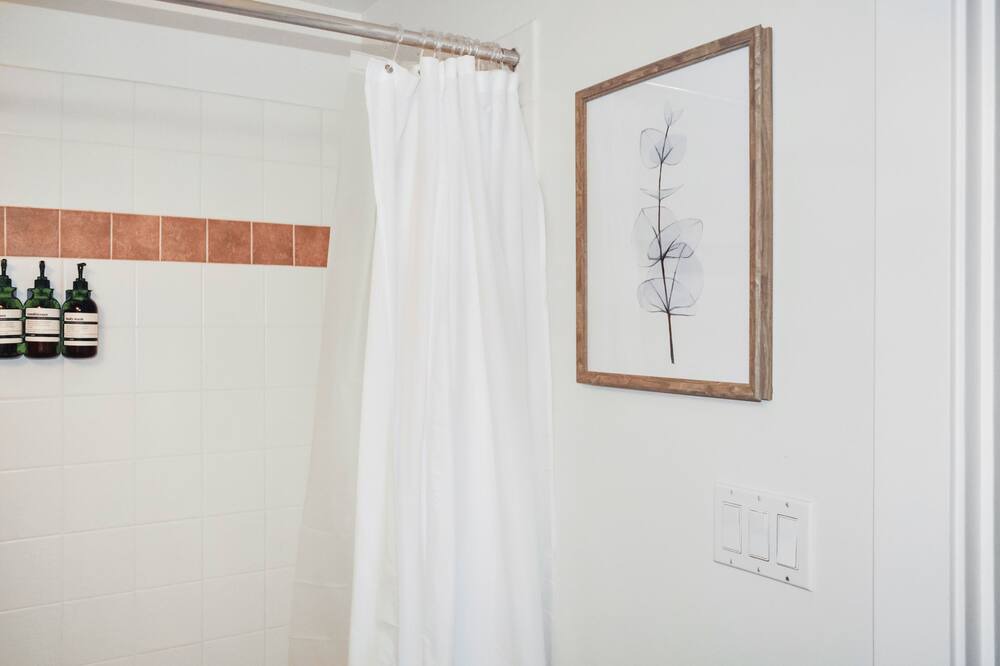 Photo of Bathroom in Green Lake
