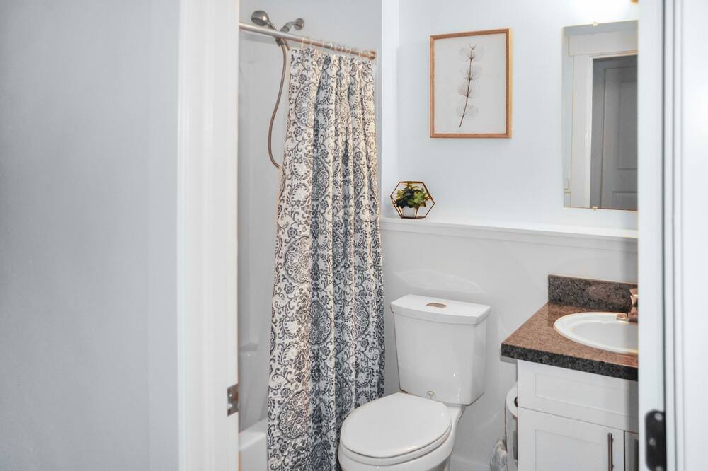 Photo of Bathroom in Green Lake