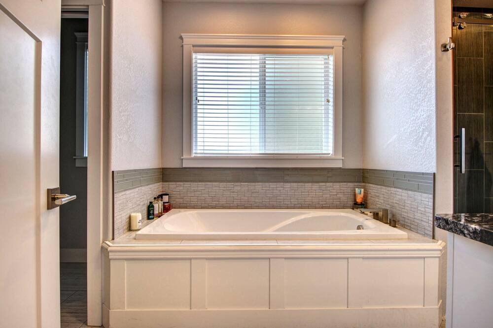 Photo of Bathroom in Medford