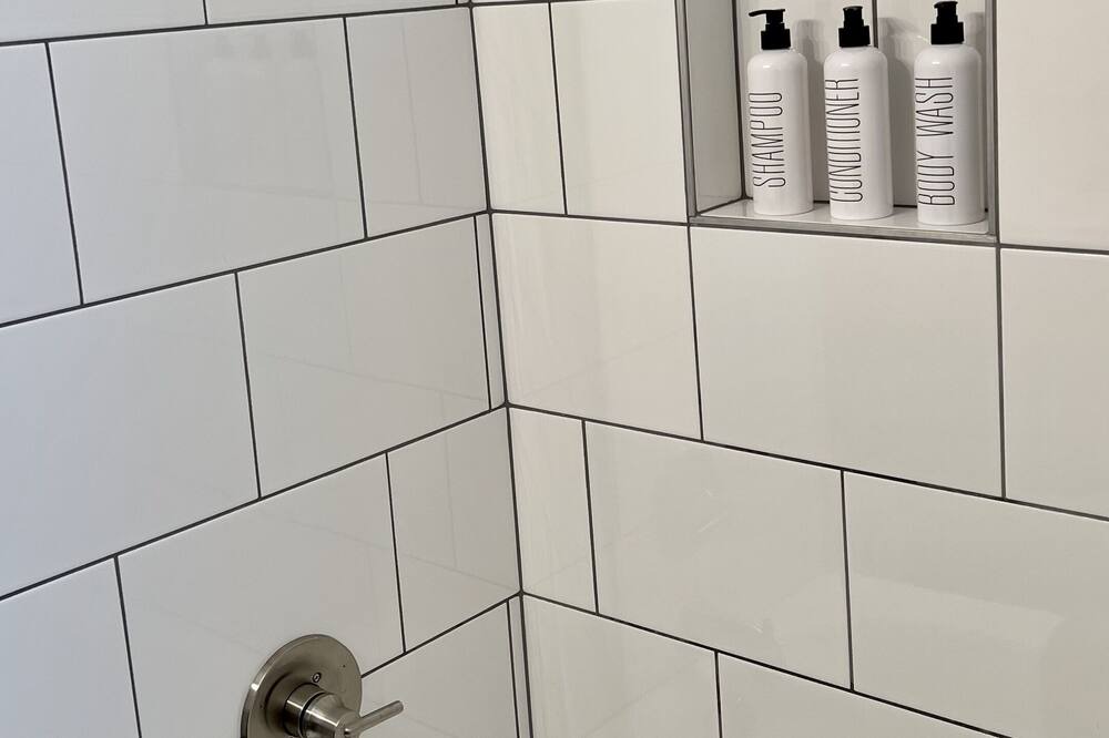 Photo of Bathroom in Mount Scott-Arleta